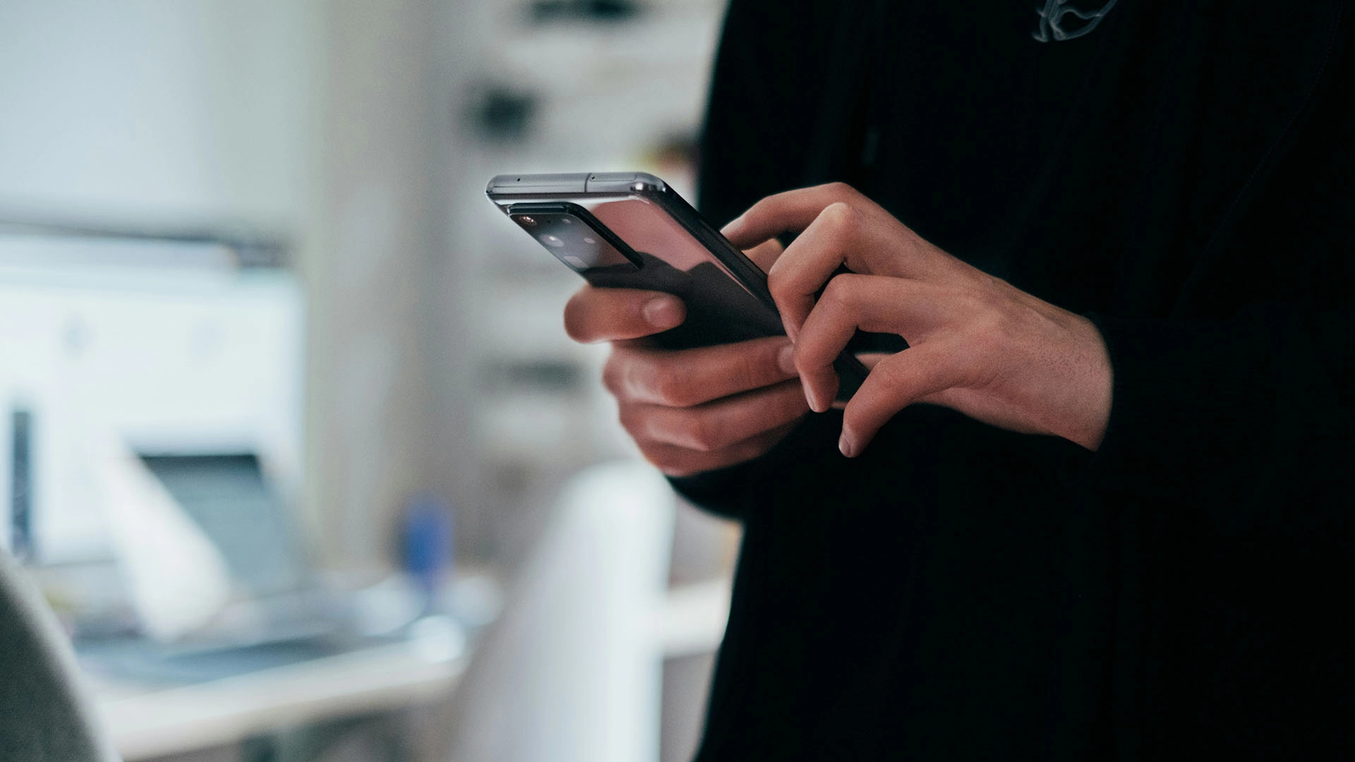 Die Dating-App Raw legt Nutzerdaten offen, einschließlich Standort und sexuellen Vorlieben